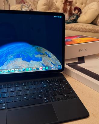 Apple iPad Pro 11” 2020 Wi-Fi  + Magic Keyboard