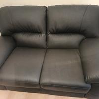  divano /mobile soggiorno /tavolo e sedie 