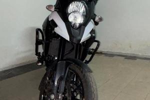 Suzuki V-STROM  1000