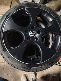 Cerchi Volkswagen da 18 con gomme 225/40/18 
