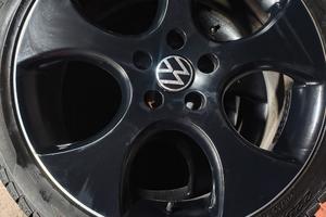 Cerchi Volkswagen da 18 con gomme 225/40/18 