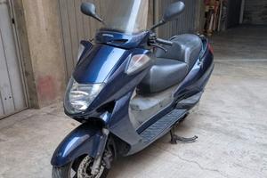 Scooter Honda Foresight 250