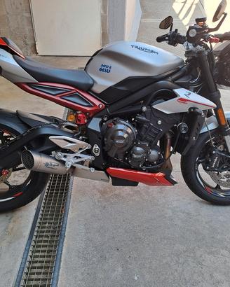 triumph street triple 765 r