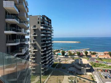 Appartamento nuovo e panoramico a Porta del Mare