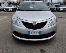 Lancia Ypsilon 1.2 69 CV 5 porte GPL Ecochic Plati