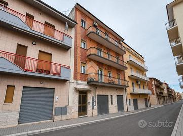 3 LOCALI A SAN GIOVANNI ROTONDO