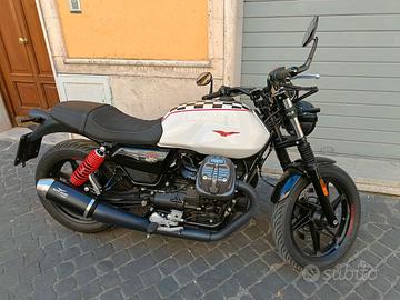 Moto Guzzi V7 Stone Limited Edition