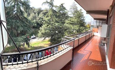 Appartamento di 100 m² con 2 locali a Bracciano