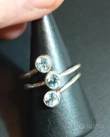 Anello in argento 925 regolabile e topazio natural