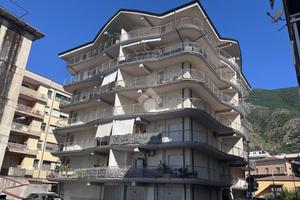 4 LOCALI A VENAFRO