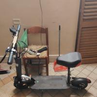 monopattino con sedile 