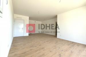 NUOVA COSTR. TRICAMERE CON GIARDINO - RIF. USB4