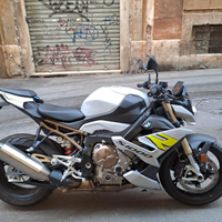 Bmw 1000 r naked