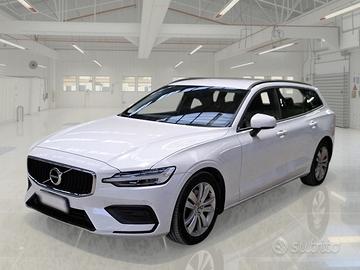 VOLVO V60 B4 D autom. Momentum Business WAGON