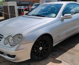 Mercedes-benz CLK 220