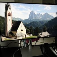 Dell UltraSharp 27 USB-C Hub Monitor- U2722DE