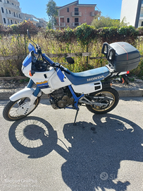 Honda Dominator 650 FMI