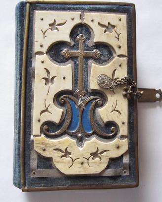 Antico libro di preghiere cristiano copertina 1889