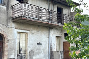 Terreni Sessa Aurunca con annesso rudere