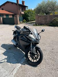 Yamaha YZF-R125 – 2015