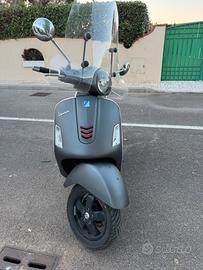 Vespa GTS 300 super 2018