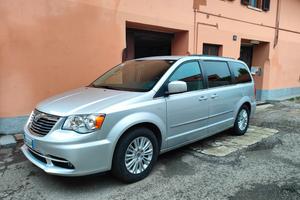 LANCIA Voyager - 2012