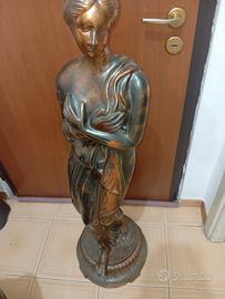statua in bronzo e rame antica