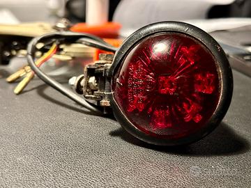 Faro moto posteriore Motone per Triumph