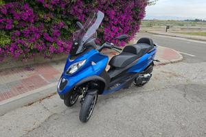 Piaggio MP3 500 LT Si guida con PATENTE B