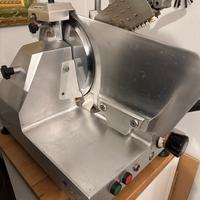 Affettatrice ORAGO 300