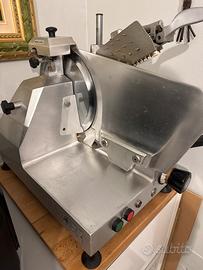 Affettatrice ORAGO 300