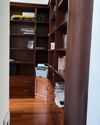 Libreria completa in legno: libreria + scrivania