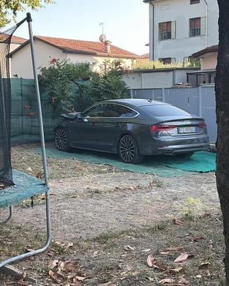 audi A5 incidente