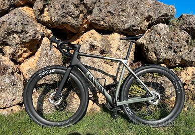 Canyon Grail CF SLX 8 Di2 – Taglia M – Anno 2025