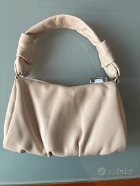 Borsetta carpisa color avorio