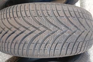 4 gomme invernali buoni 205/55 R16 M+S