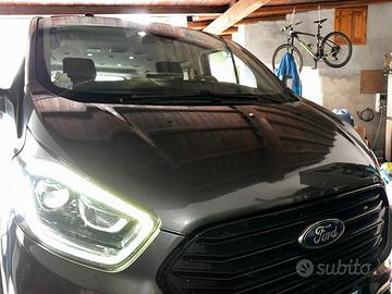 Ford Tourneo Custom sport 170cv