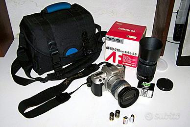 Macchina fotografica analogica Minolta 404si Dynax