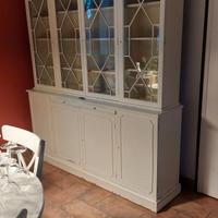credenza con vetrinetta 