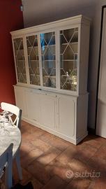 credenza con vetrinetta 