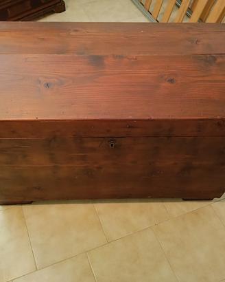 Baule in legno vintage. 