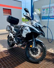Benelli trk 502 i