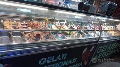VETRINA GELATI FB DE RANIERI 48 GUSTI