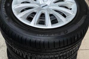 Cerchi in ferro con pneumatici 175/65 R14 82T
