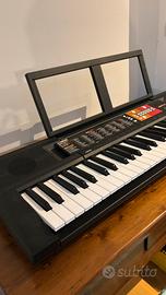 Tastiera Yamaha PSR-F51