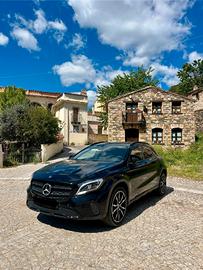 Mercedes GLA 200D 4 MATIC SPORT