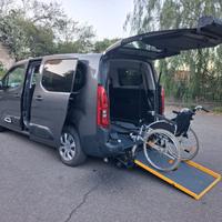 Citroen Berlingo Pianale ribassato con rampa disab