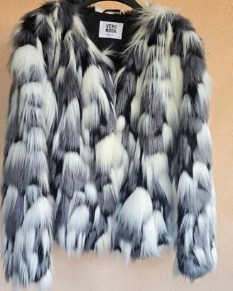 Giacca in eco-pelliccia di Vera Moda , tg. S