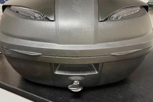 Bauletto per Moto completo di piastra.