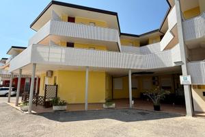 Comodo bilocale in zona tranquilla con terrazzo...